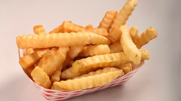 fast-food-calorie-intake-drops-experts-debate-impact