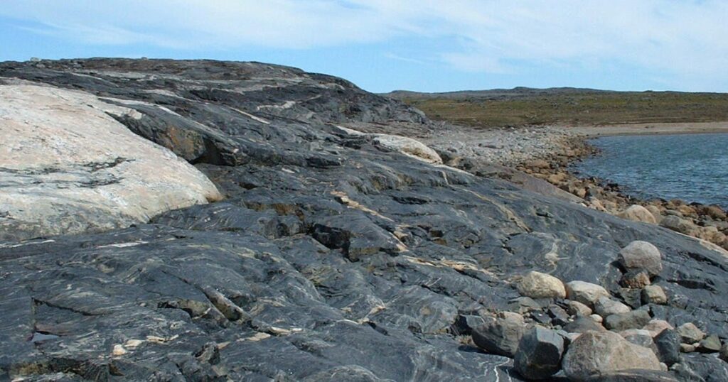 oldest-rocks-on-earth-may-reside-in-canadian-formation