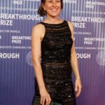 anne-wojcicki-to-reacquire-23andme-amid-bankruptcy-and-privacy-concerns