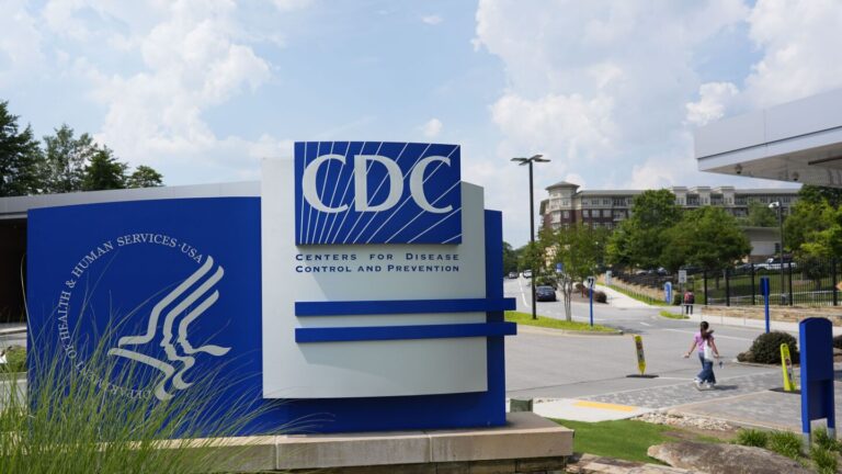 cdc-expands-rsv-vaccination-to-adults-aged-50-and-over-amid-leadership-changes