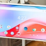 innovative-32-inch-android-tablet-on-wheels-sparks-curiosity