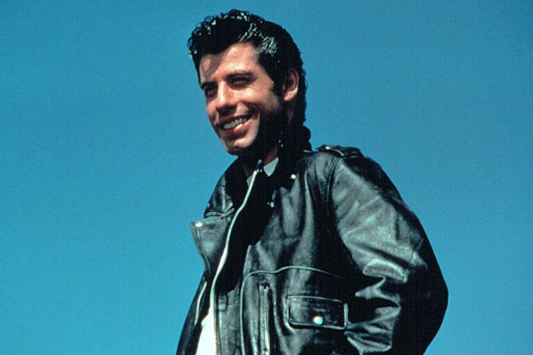 john-travolta-thrills-fans-with-surprise-appearance-at-grease-sing-along