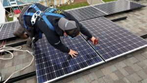 long-island-solar-industry-faces-uncertain-future-amid-federal-policy-changes