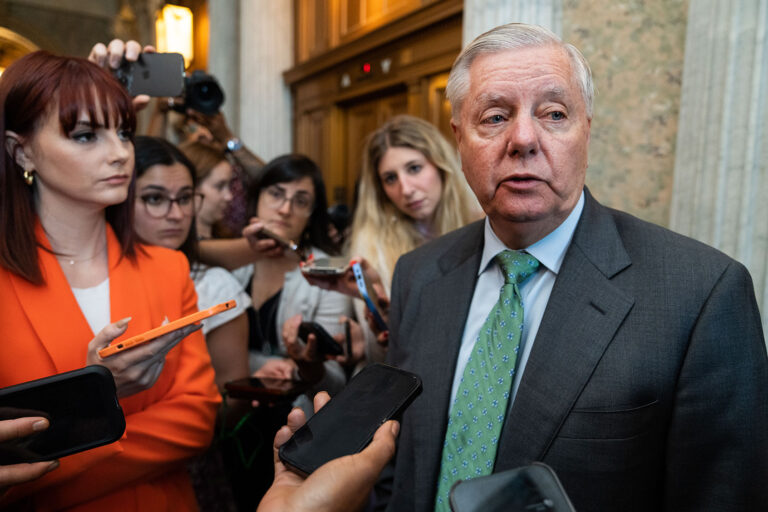 the-persistent-media-spotlight-on-lindsey-graham-a-reflection-on-press-practices